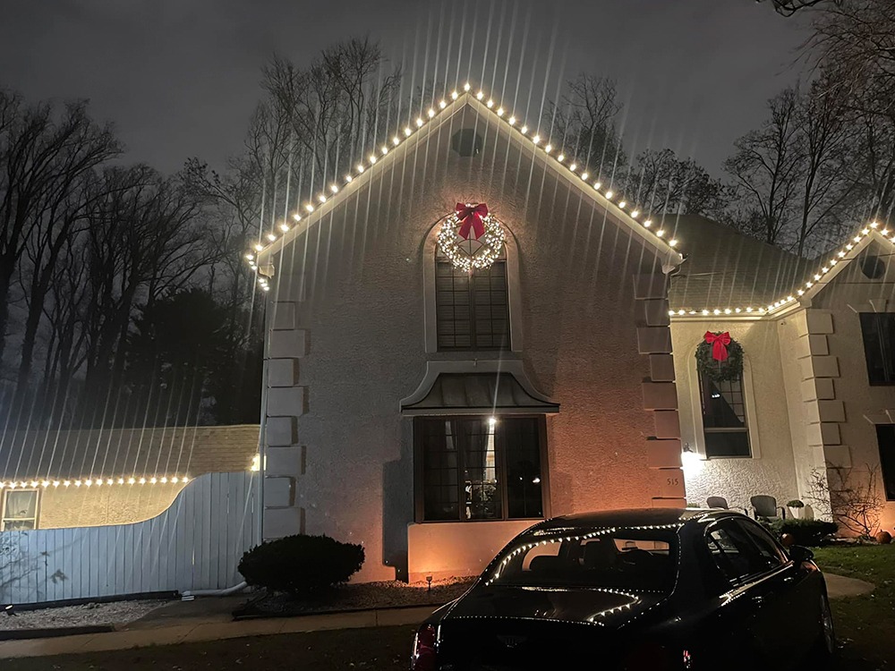 Light Your Night - Roofline and Wreaths